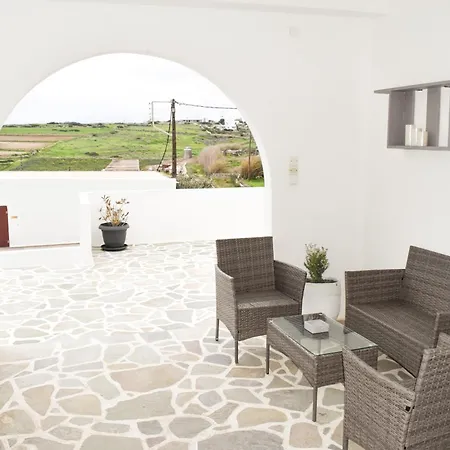 ゲストハウス Alfa ナウサ